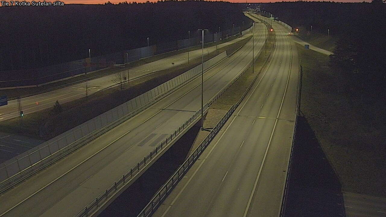 Weather Camera Image Väg 7 Kotka Sutelan silta, Kotka, Kymenlaakso