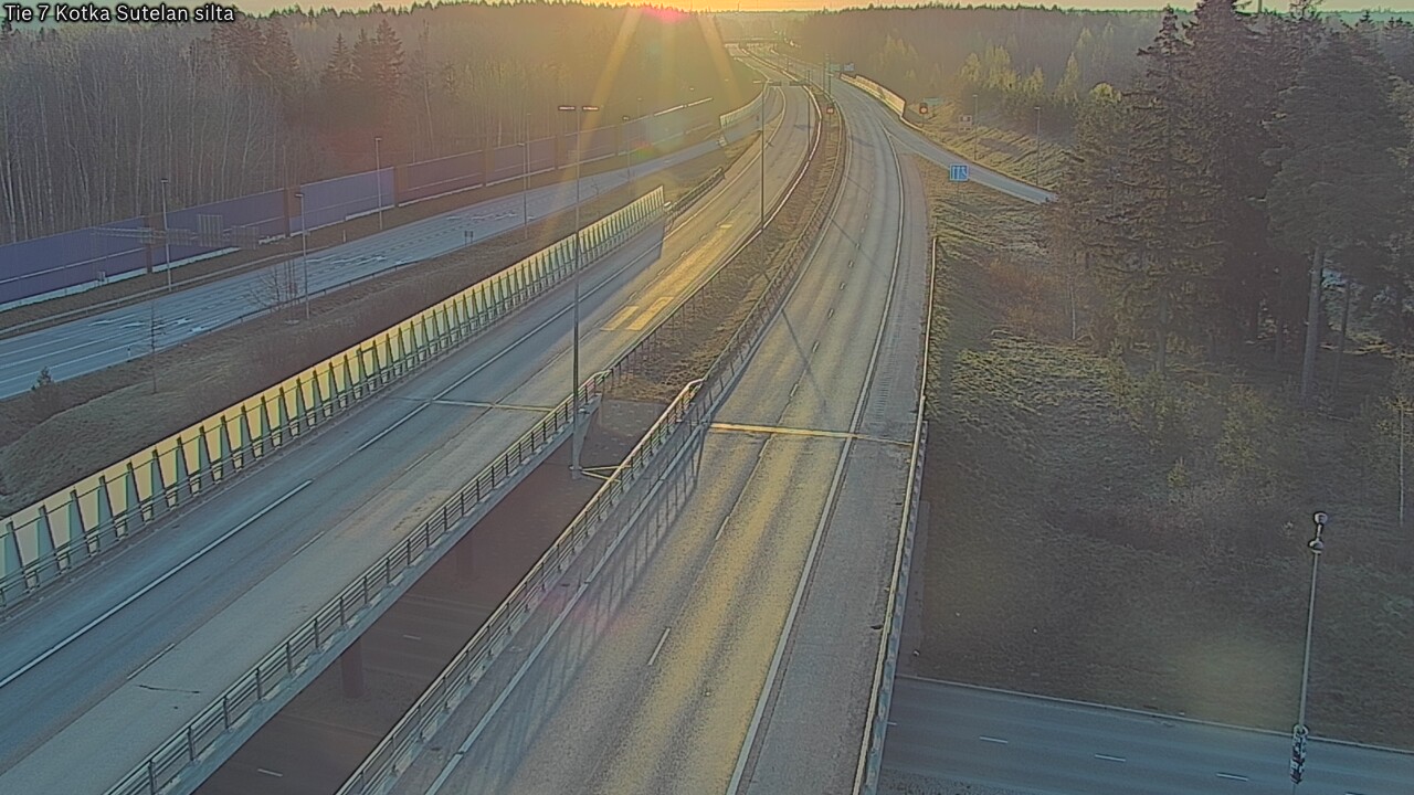 Weather Camera Image Väg 7 Kotka Sutelan silta, Kotka, Kymenlaakso