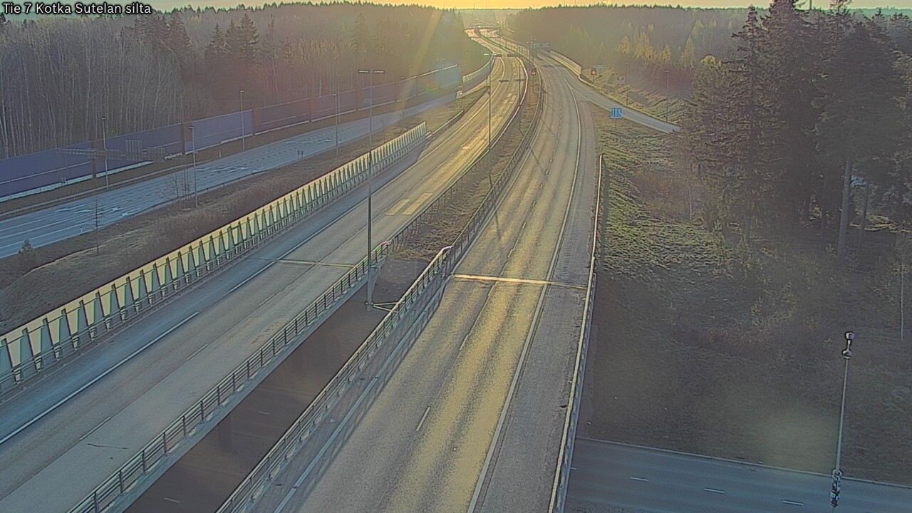 Weather Camera Image Väg 7 Kotka Sutelan silta, Kotka, Kymenlaakso
