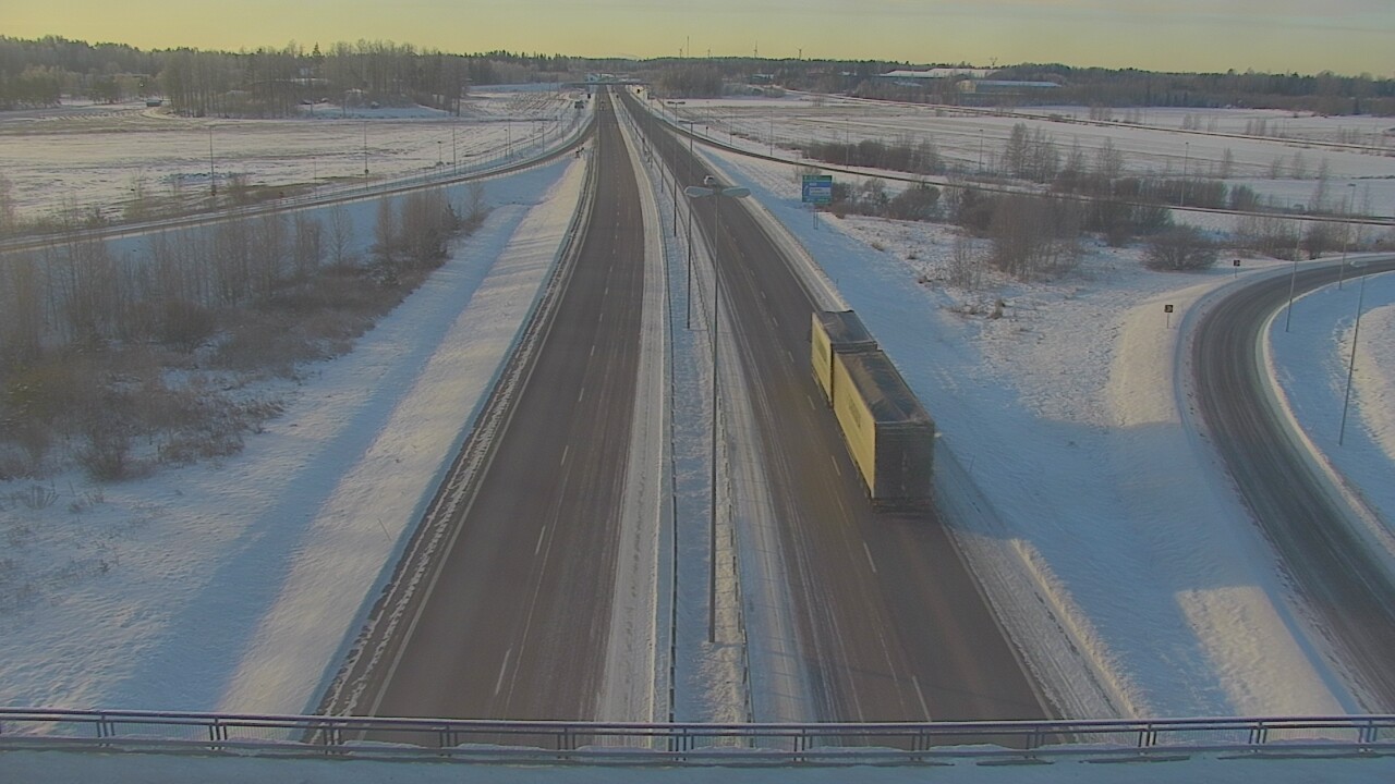 Weather Camera Image Väg 7 Fredrikshamn, Ruissalo, Hamina, Kymenlaakso