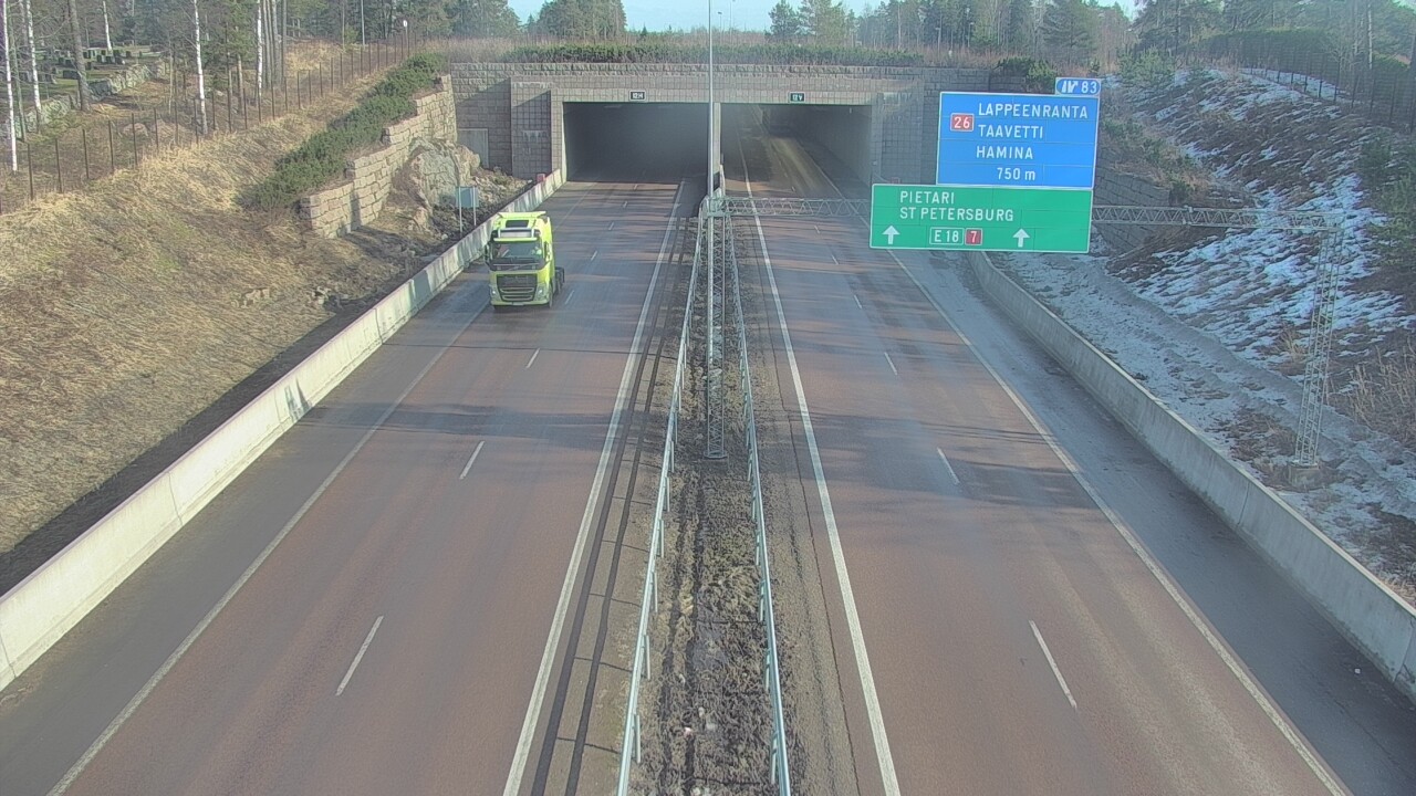 Weather Camera Image Väg 7 Fredrikshamn, Husula, suuaukko väst, Hamina, Kymenlaakso