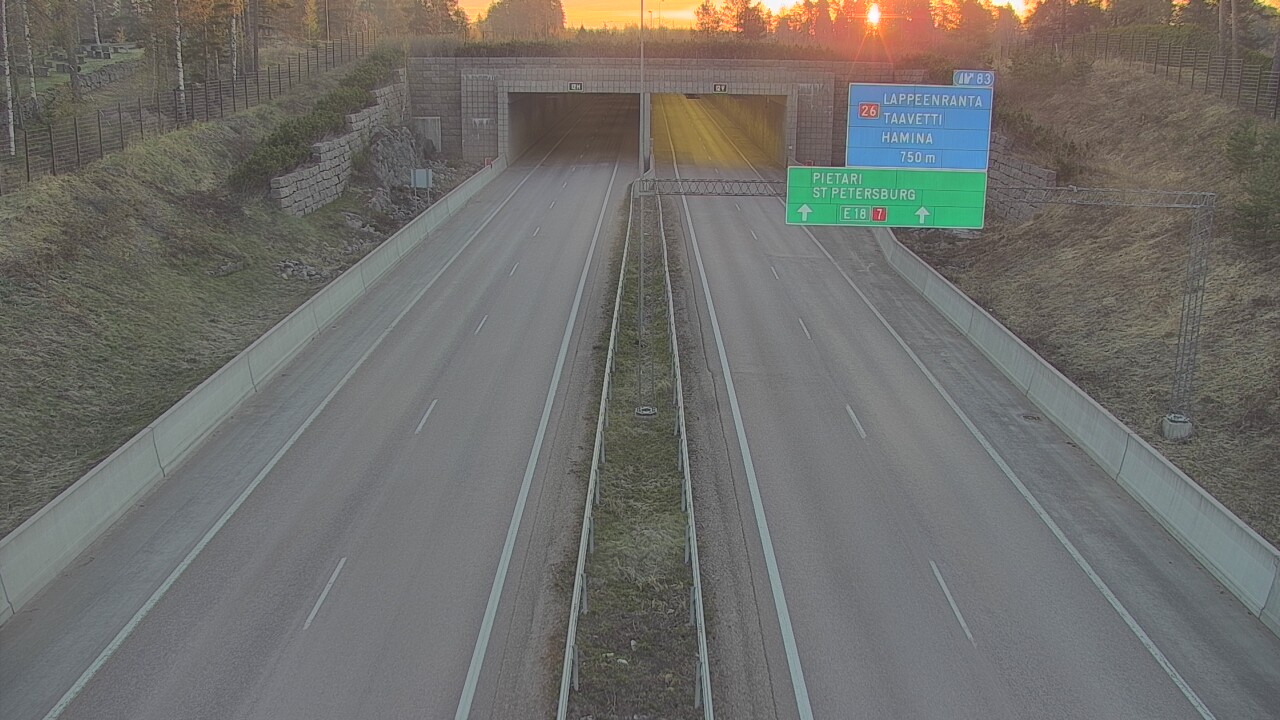 Weather Camera Image Väg 7 Fredrikshamn, Husula, suuaukko väst, Hamina, Kymenlaakso