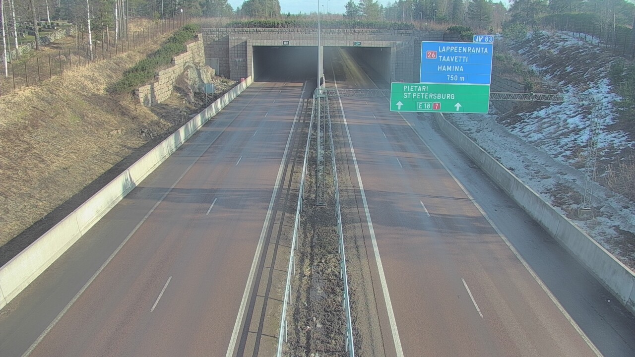 Weather Camera Image Väg 7 Fredrikshamn, Husula, suuaukko väst, Hamina, Kymenlaakso