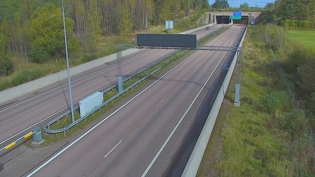 Weather Camera Image Väg 7 Fredrikshamn, Husula, bom väst, Hamina, Kymenlaakso