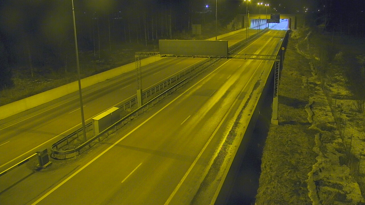 Kelikamerat Kuva Tie 7 Hamina, Husula, puomi länsi, Hamina, Kymenlaakso