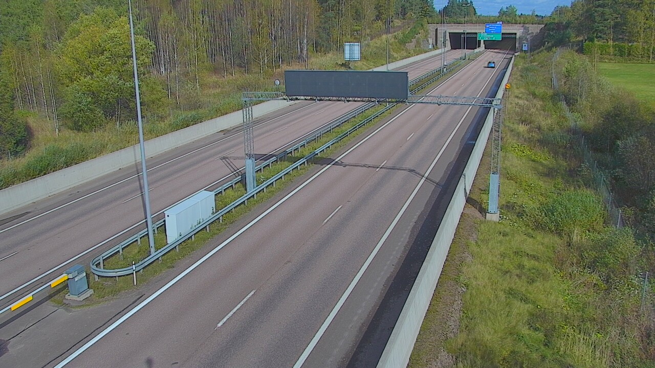 Weather Camera Image Väg 7 Fredrikshamn, Husula, bom väst, Hamina, Kymenlaakso