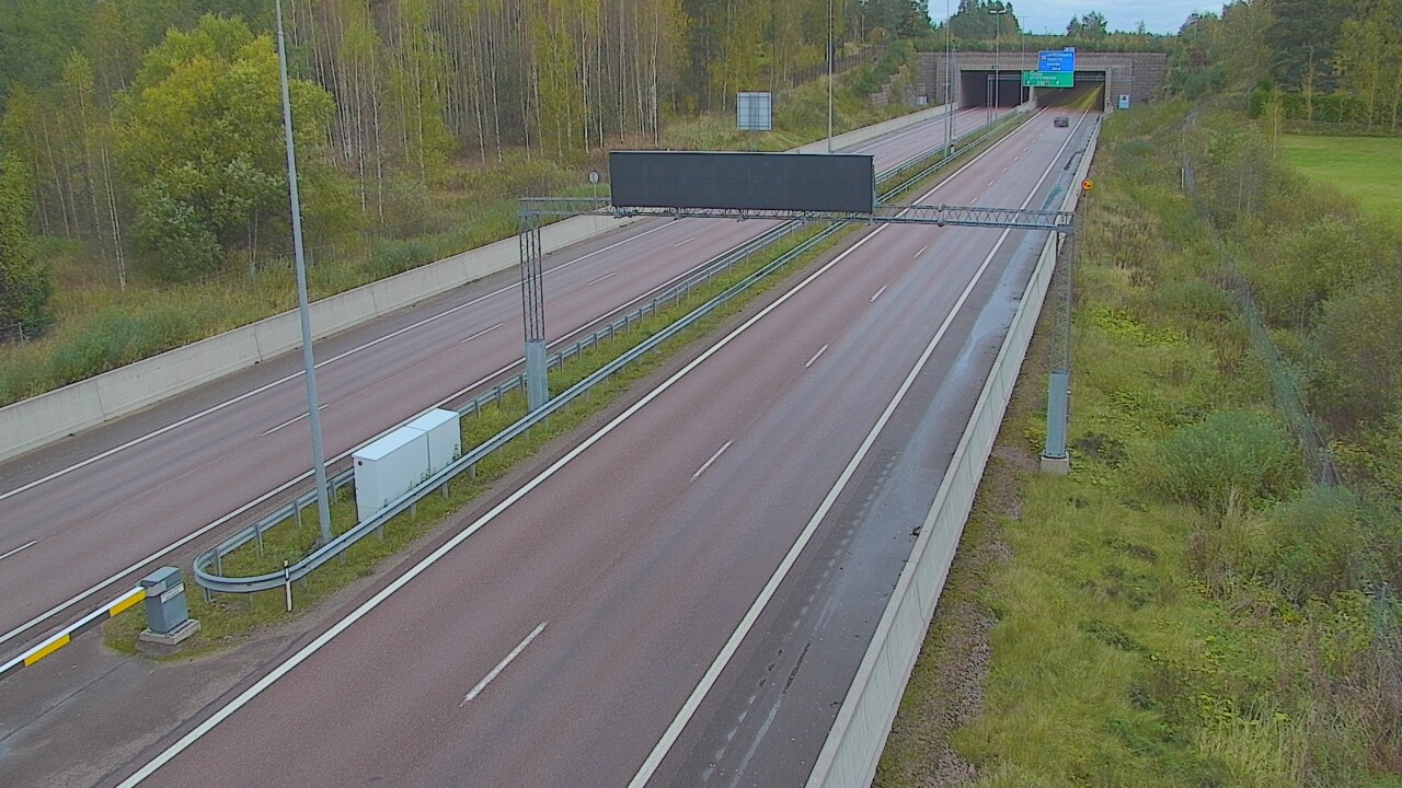 Weather Camera Image Väg 7 Fredrikshamn, Husula, bom väst, Hamina, Kymenlaakso