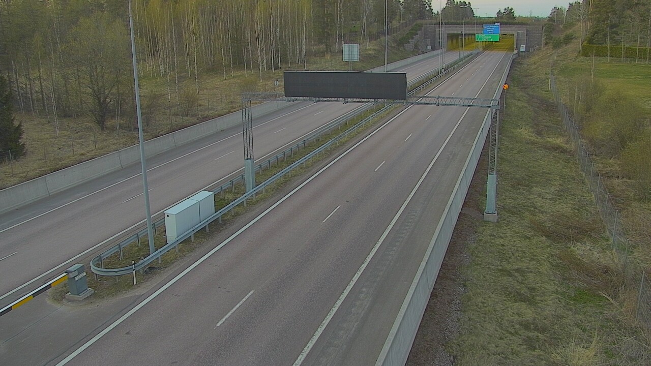 Kelikamerat Kuva Tie 7 Hamina, Husula, puomi länsi, Hamina, Kymenlaakso