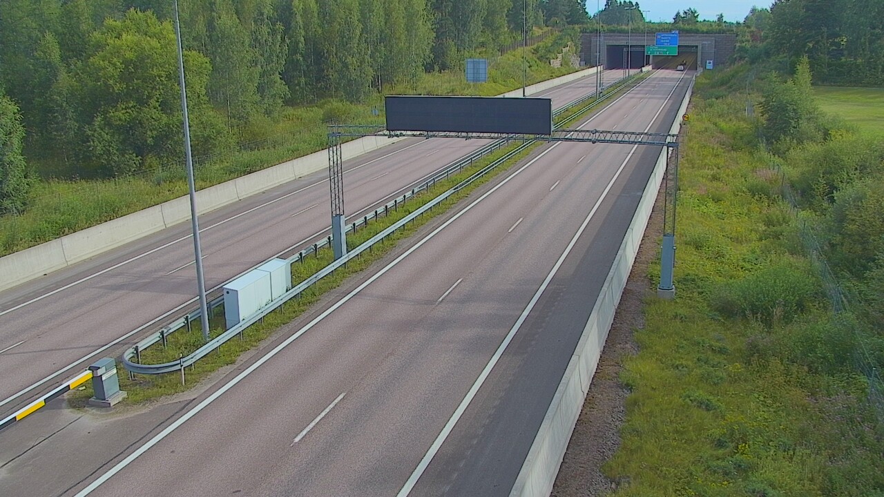 Weather Camera Image Väg 7 Fredrikshamn, Husula, bom väst, Hamina, Kymenlaakso
