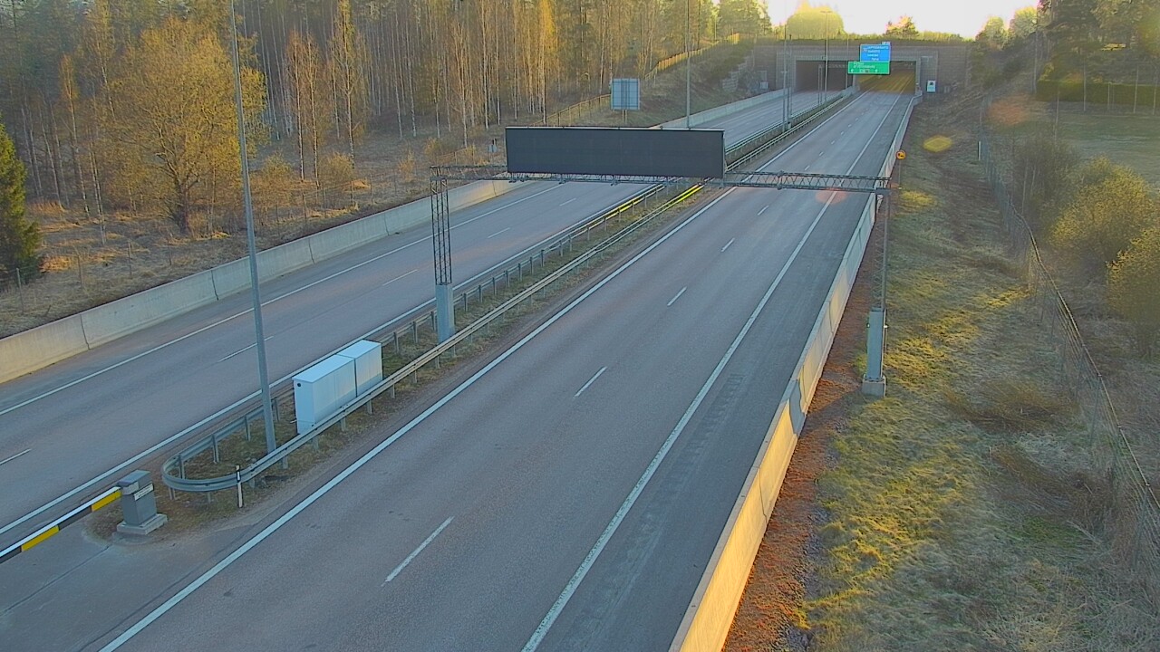 Kelikamerat Kuva Tie 7 Hamina, Husula, puomi länsi, Hamina, Kymenlaakso