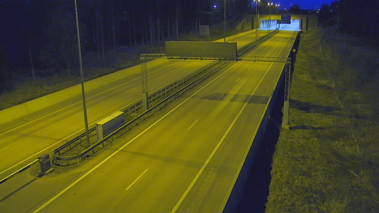 Kelikamerat Kuva Tie 7 Hamina, Husula, puomi länsi, Hamina, Kymenlaakso
