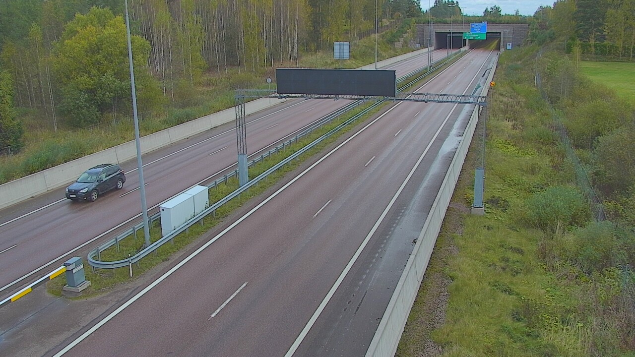 Weather Camera Image Väg 7 Fredrikshamn, Husula, bom väst, Hamina, Kymenlaakso