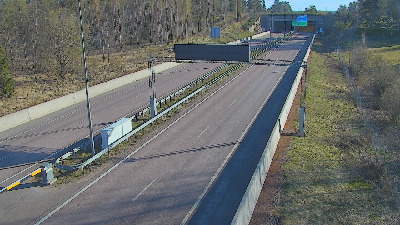 Kelikamerat Kuva Tie 7 Hamina, Husula, puomi länsi, Hamina, Kymenlaakso