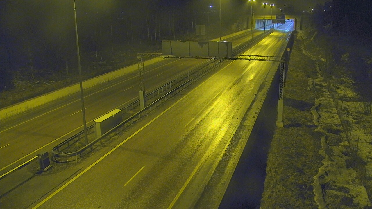 Kelikamerat Kuva Tie 7 Hamina, Husula, puomi länsi, Hamina, Kymenlaakso