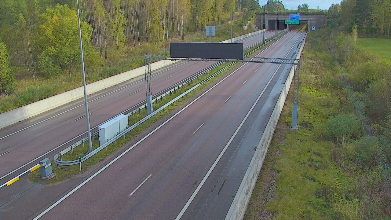 Weather Camera Image Väg 7 Fredrikshamn, Husula, bom väst, Hamina, Kymenlaakso