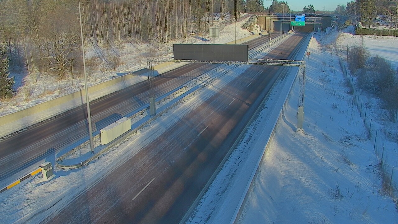 Kelikamerat Kuva Tie 7 Hamina, Husula, puomi länsi, Hamina, Kymenlaakso