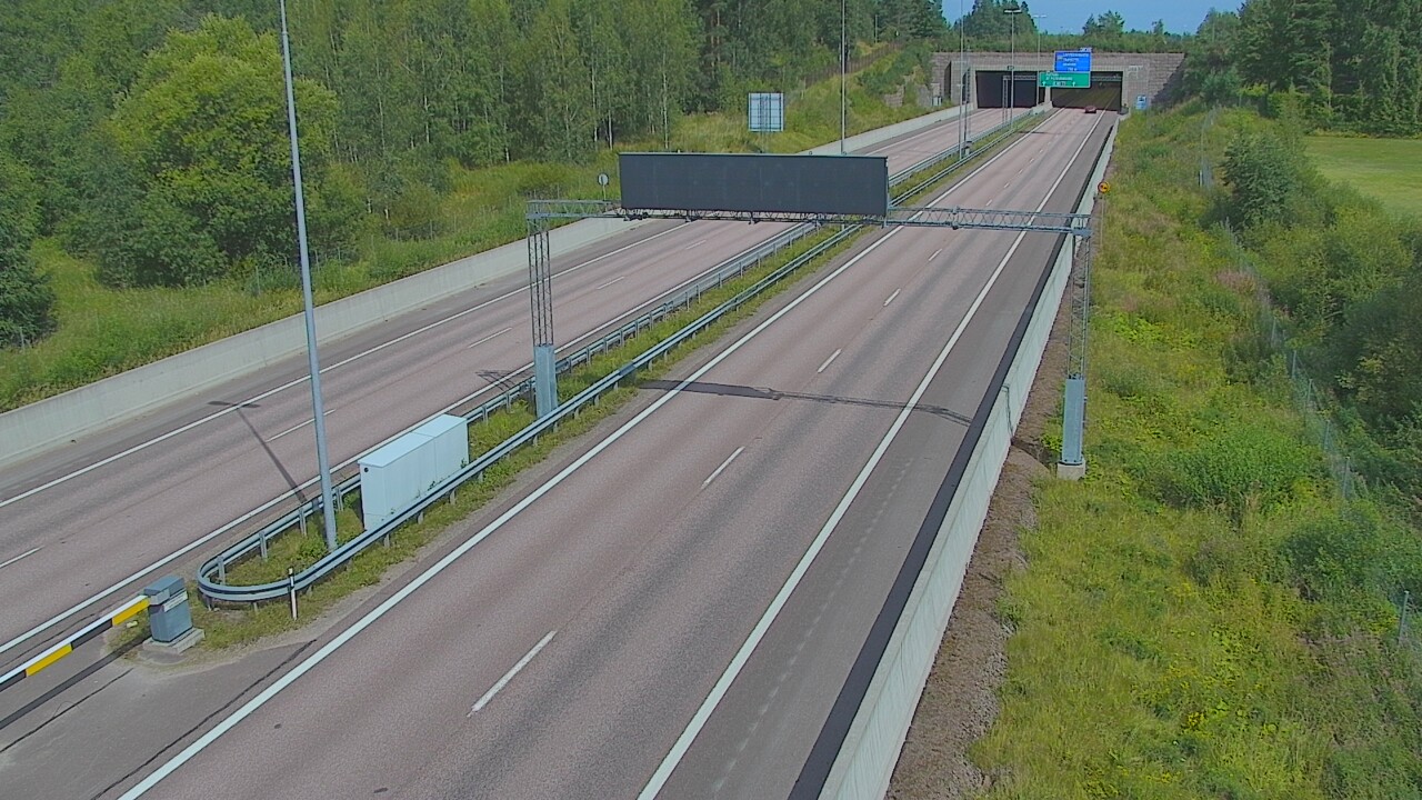Weather Camera Image Väg 7 Fredrikshamn, Husula, bom väst, Hamina, Kymenlaakso