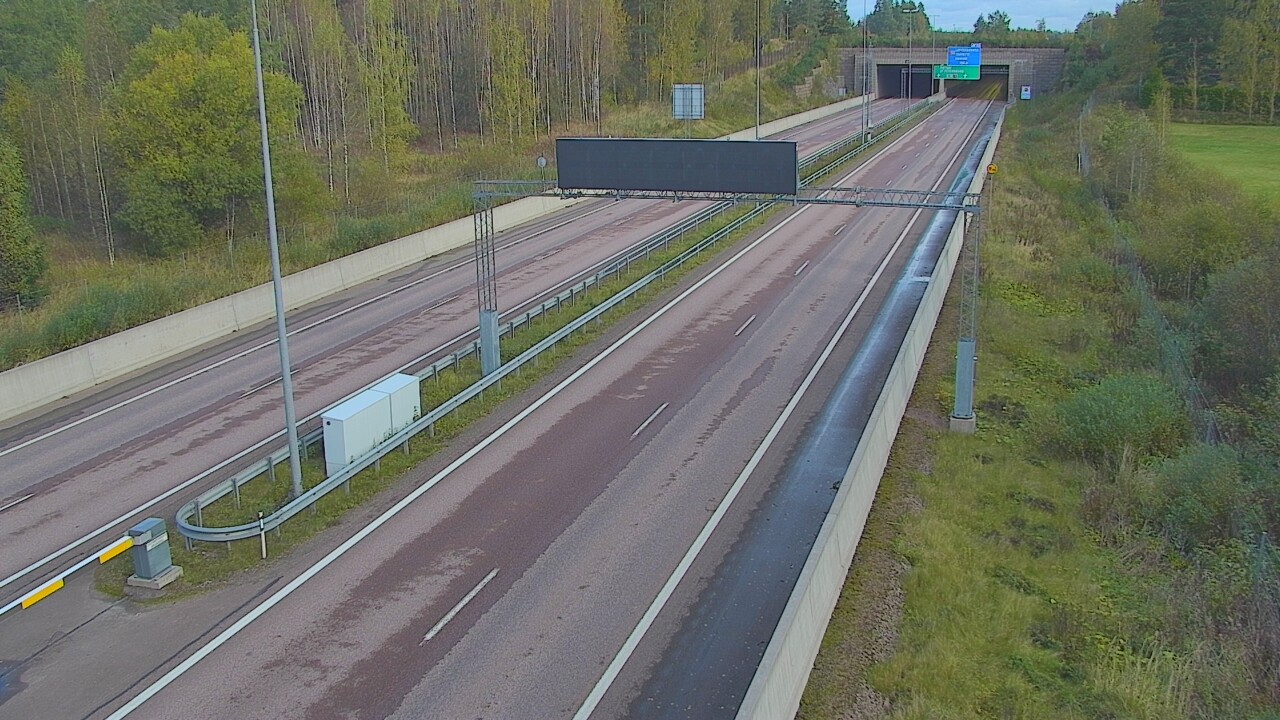 Weather Camera Image Väg 7 Fredrikshamn, Husula, bom väst, Hamina, Kymenlaakso