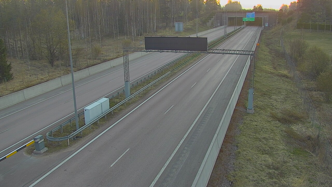 Kelikamerat Kuva Tie 7 Hamina, Husula, puomi länsi, Hamina, Kymenlaakso