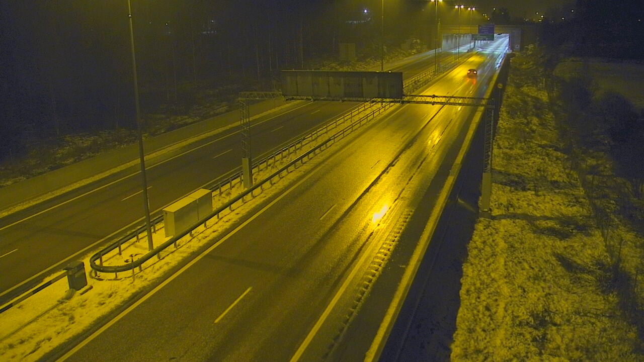 Weather Camera Image Väg 7 Fredrikshamn, Husula, bom väst, Hamina, Kymenlaakso