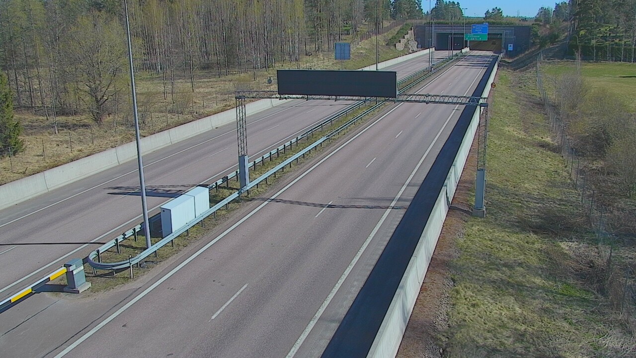 Weather Camera Image Väg 7 Fredrikshamn, Husula, bom väst, Hamina, Kymenlaakso