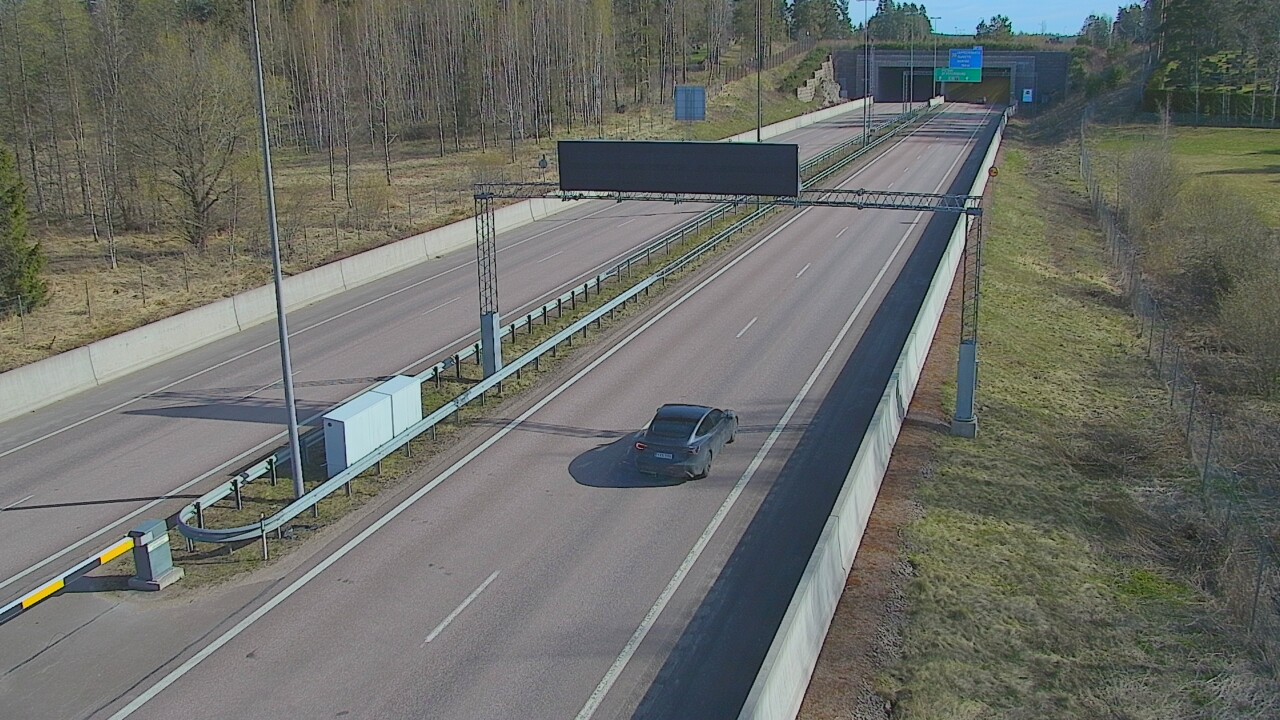 Kelikamerat Kuva Tie 7 Hamina, Husula, puomi länsi, Hamina, Kymenlaakso