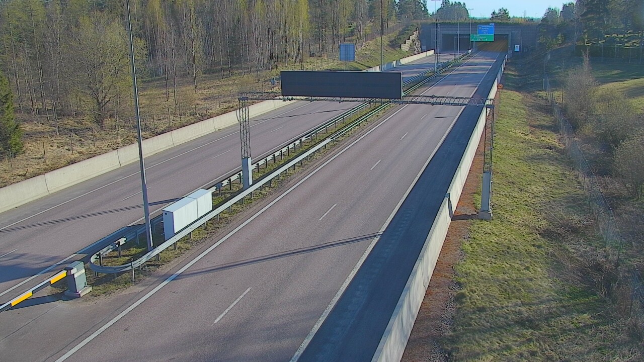 Weather Camera Image Väg 7 Fredrikshamn, Husula, bom väst, Hamina, Kymenlaakso