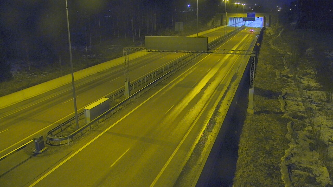 Kelikamerat Kuva Tie 7 Hamina, Husula, puomi länsi, Hamina, Kymenlaakso