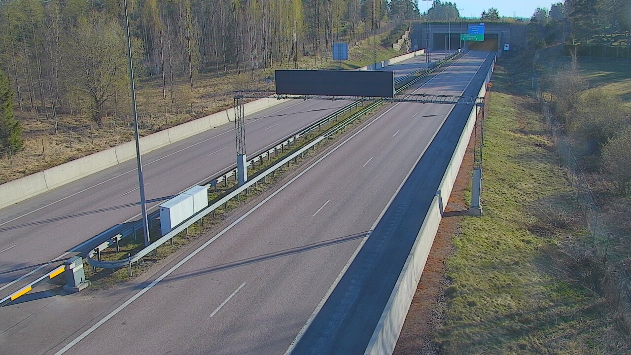 Weather Camera Image Väg 7 Fredrikshamn, Husula, bom väst, Hamina, Kymenlaakso