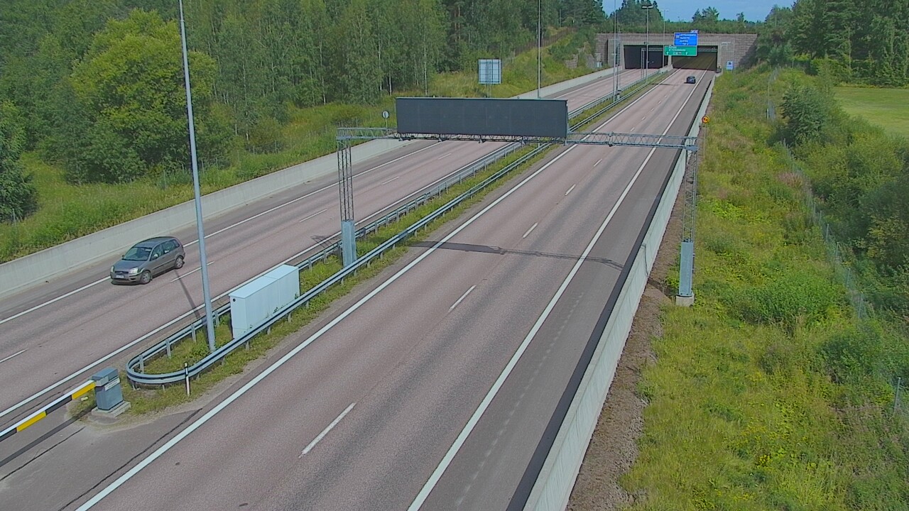 Weather Camera Image Väg 7 Fredrikshamn, Husula, bom väst, Hamina, Kymenlaakso