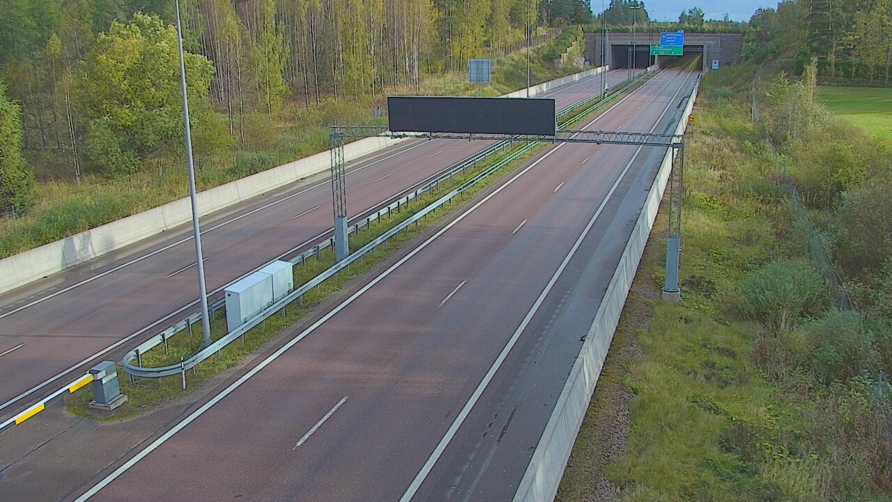 Weather Camera Image Väg 7 Fredrikshamn, Husula, bom väst, Hamina, Kymenlaakso