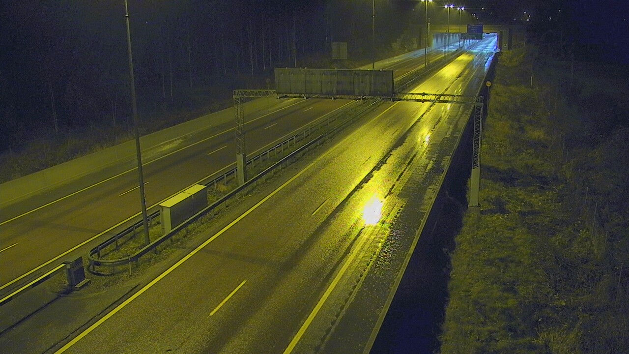 Weather Camera Image Väg 7 Fredrikshamn, Husula, bom väst, Hamina, Kymenlaakso