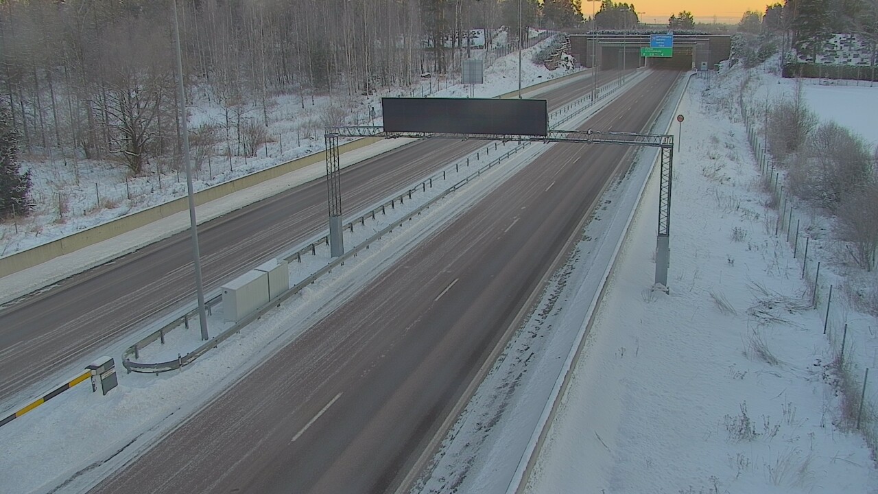 Kelikamerat Kuva Tie 7 Hamina, Husula, puomi länsi, Hamina, Kymenlaakso