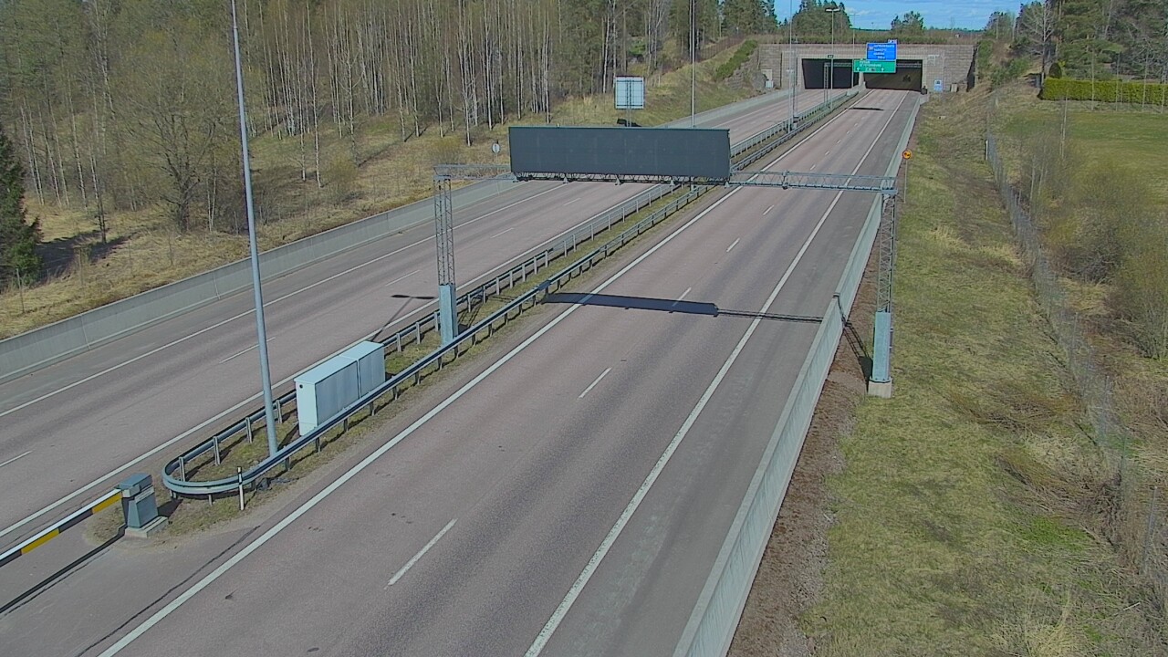 Kelikamerat Kuva Tie 7 Hamina, Husula, puomi länsi, Hamina, Kymenlaakso