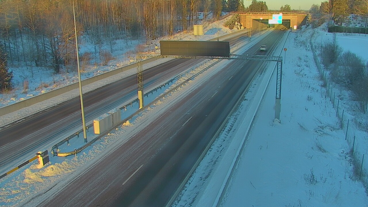 Kelikamerat Kuva Tie 7 Hamina, Husula, puomi länsi, Hamina, Kymenlaakso