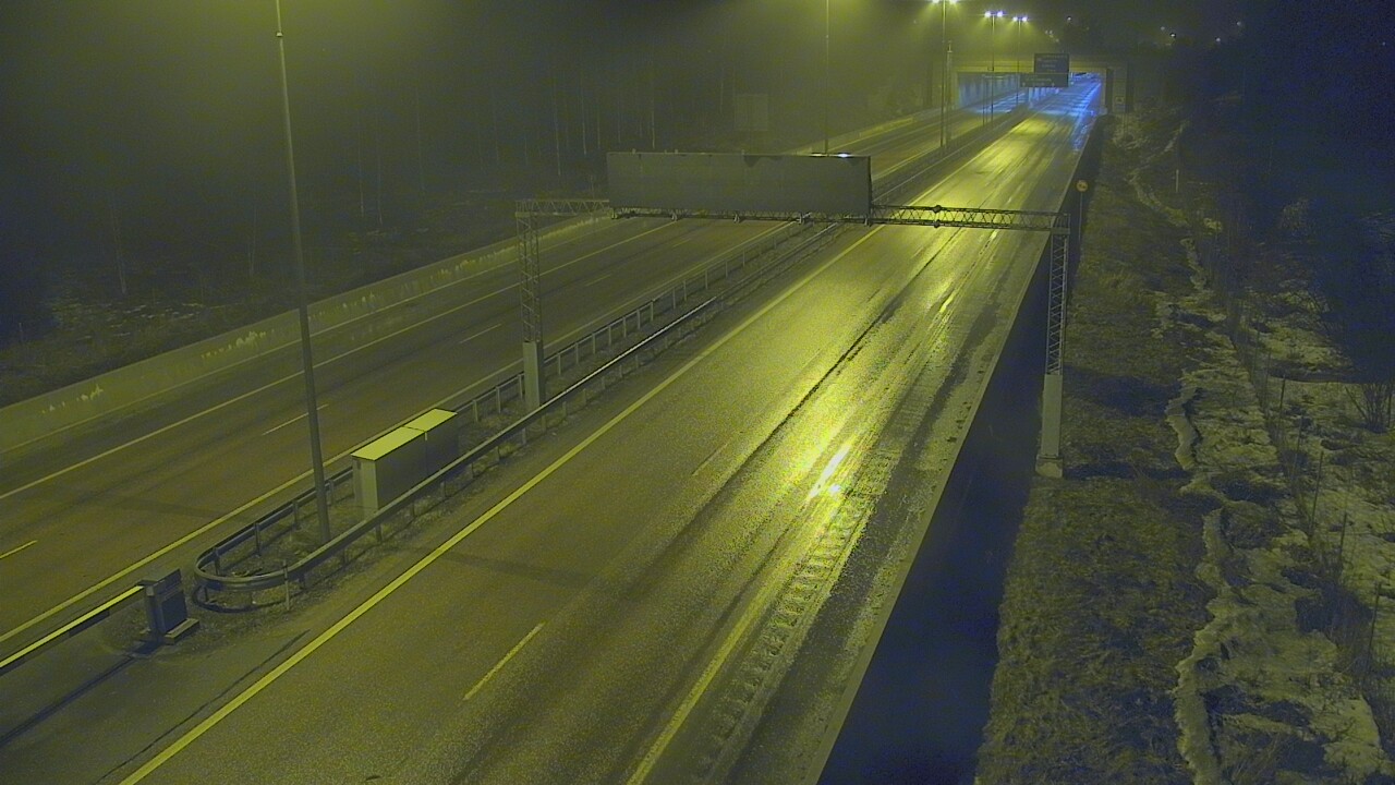 Kelikamerat Kuva Tie 7 Hamina, Husula, puomi länsi, Hamina, Kymenlaakso