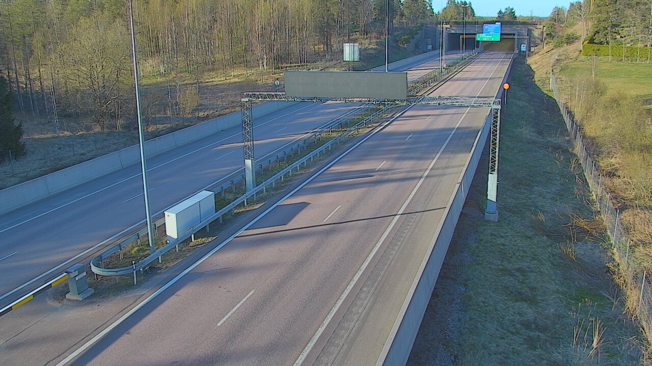 Kelikamerat Kuva Tie 7 Hamina, Husula, puomi länsi, Hamina, Kymenlaakso
