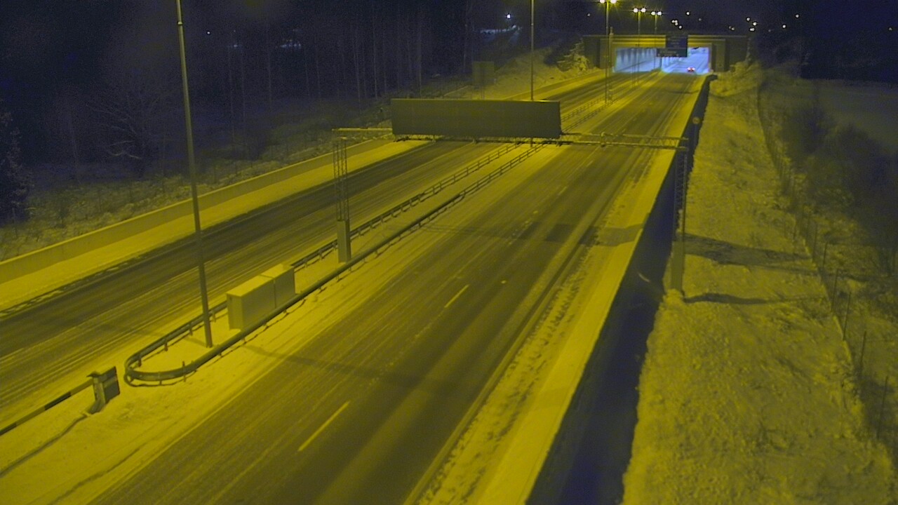 Kelikamerat Kuva Tie 7 Hamina, Husula, puomi länsi, Hamina, Kymenlaakso