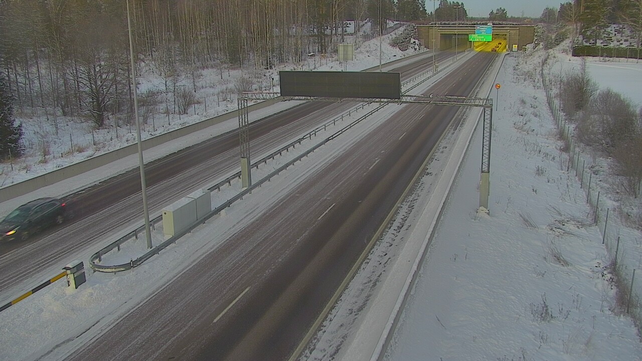 Kelikamerat Kuva Tie 7 Hamina, Husula, puomi länsi, Hamina, Kymenlaakso