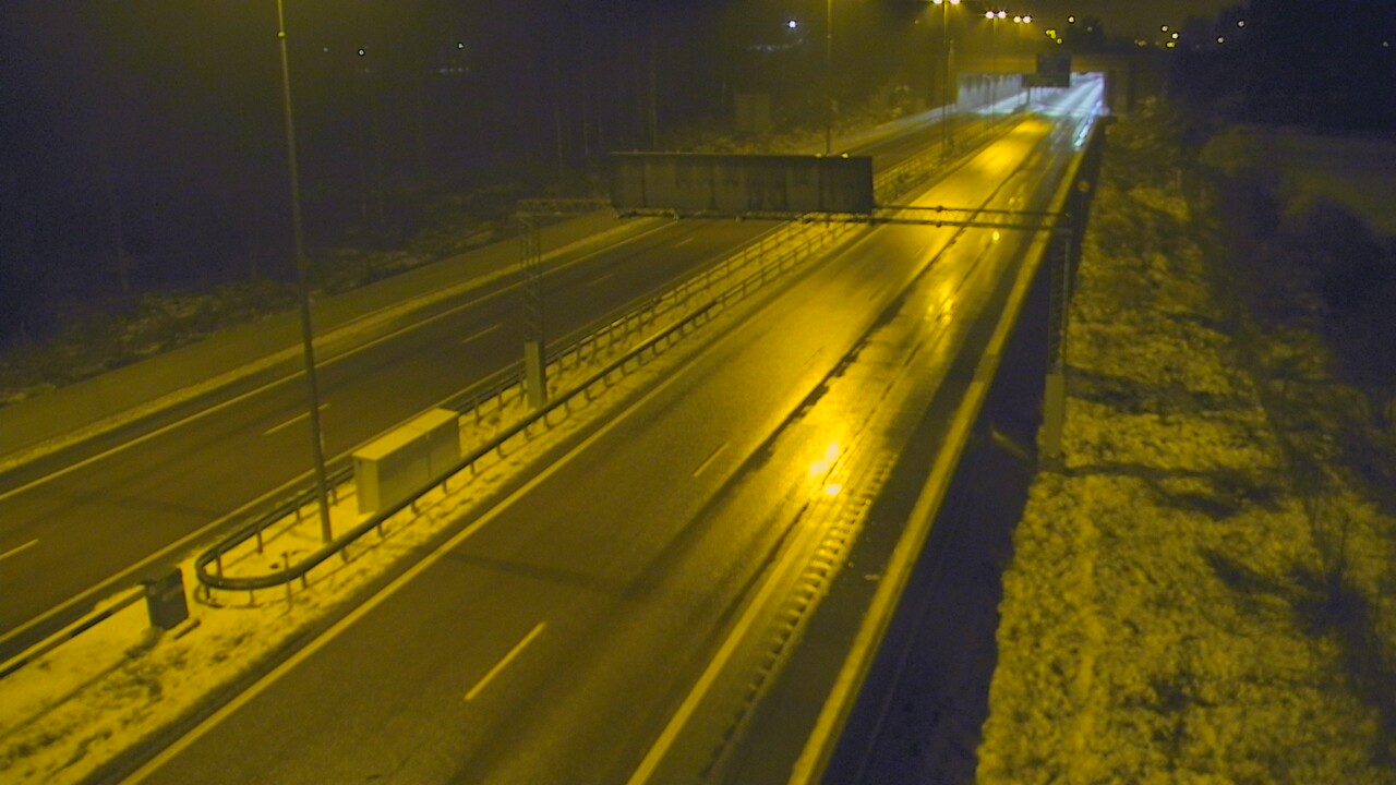 Weather Camera Image Väg 7 Fredrikshamn, Husula, bom väst, Hamina, Kymenlaakso