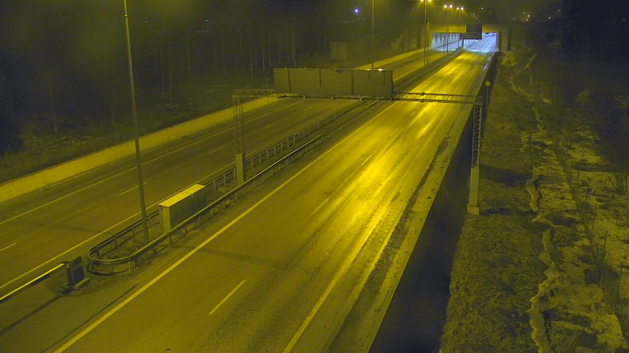 Kelikamerat Kuva Tie 7 Hamina, Husula, puomi länsi, Hamina, Kymenlaakso