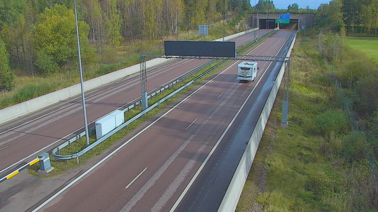 Weather Camera Image Väg 7 Fredrikshamn, Husula, bom väst, Hamina, Kymenlaakso