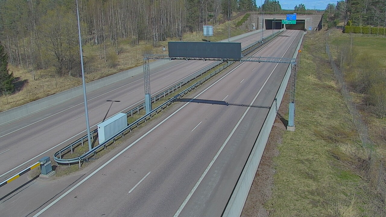 Kelikamerat Kuva Tie 7 Hamina, Husula, puomi länsi, Hamina, Kymenlaakso