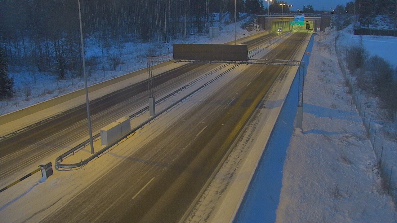 Kelikamerat Kuva Tie 7 Hamina, Husula, puomi länsi, Hamina, Kymenlaakso