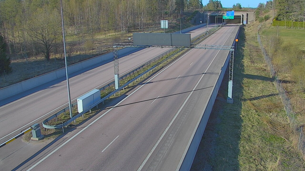 Kelikamerat Kuva Tie 7 Hamina, Husula, puomi länsi, Hamina, Kymenlaakso
