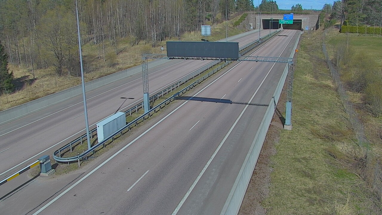 Kelikamerat Kuva Tie 7 Hamina, Husula, puomi länsi, Hamina, Kymenlaakso