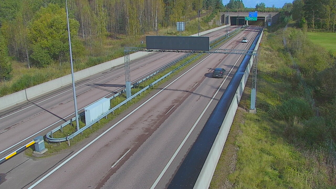 Weather Camera Image Väg 7 Fredrikshamn, Husula, bom väst, Hamina, Kymenlaakso