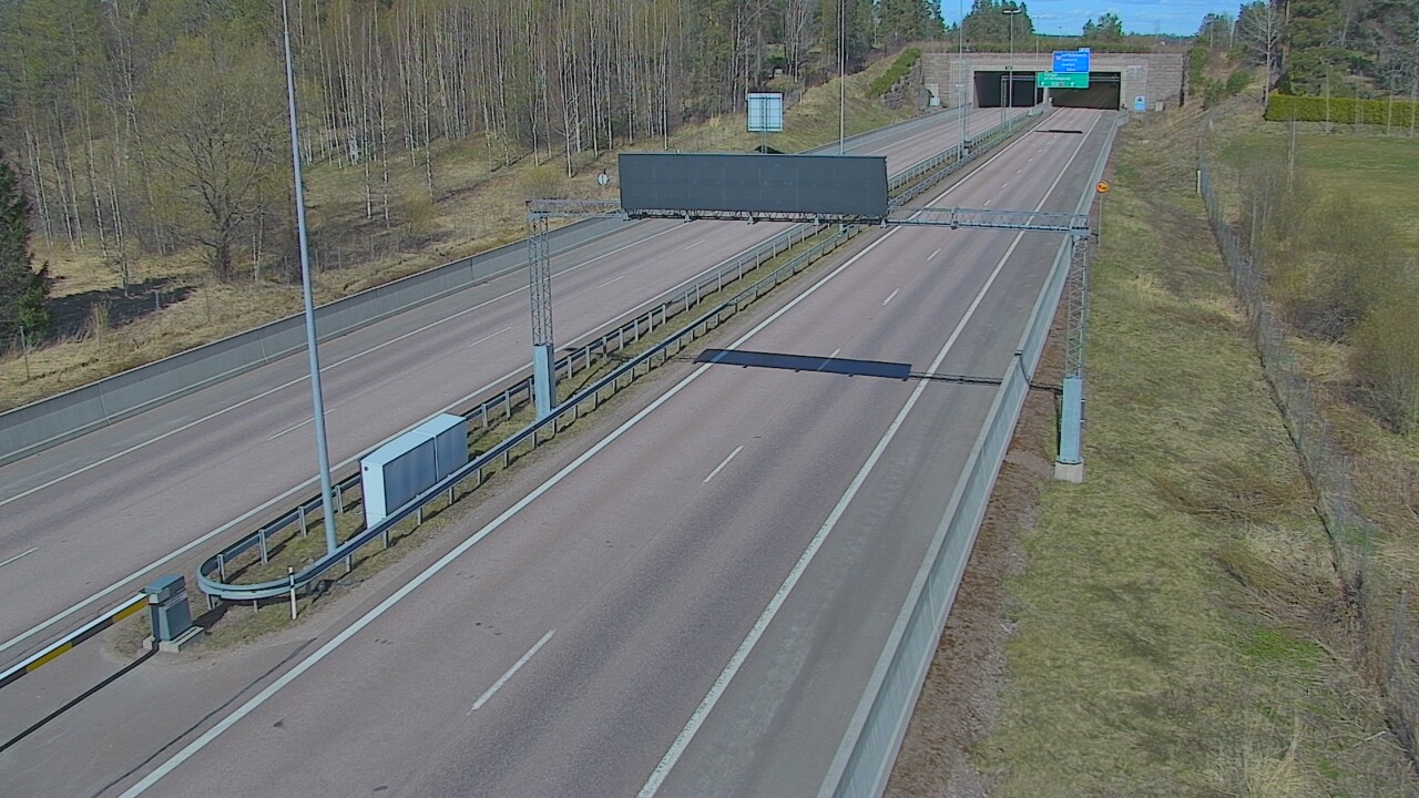Kelikamerat Kuva Tie 7 Hamina, Husula, puomi länsi, Hamina, Kymenlaakso