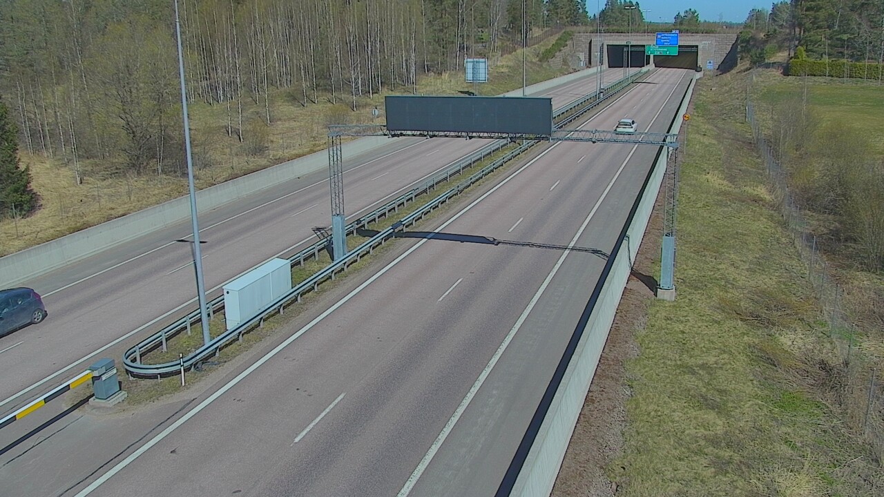 Weather Camera Image Väg 7 Fredrikshamn, Husula, bom väst, Hamina, Kymenlaakso