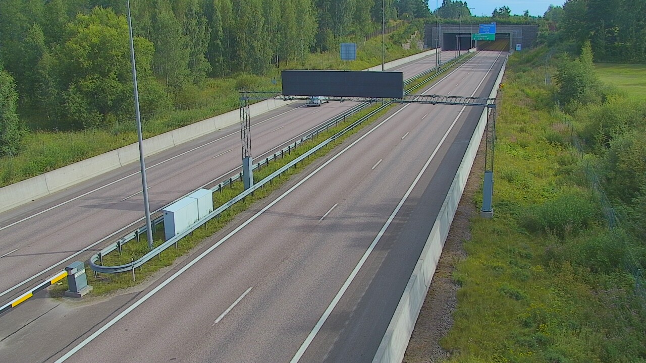 Weather Camera Image Väg 7 Fredrikshamn, Husula, bom väst, Hamina, Kymenlaakso
